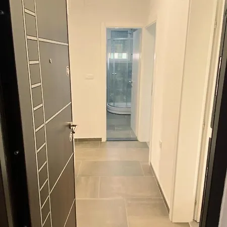 Downtown Apartment *